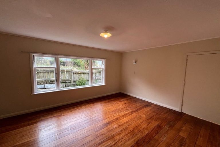 Photo of property in 41 Ironside Road, Johnsonville, Wellington, 6037