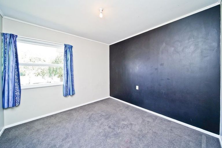 Photo of property in 8 Gwendoline Place, Glenview, Hamilton, 3206