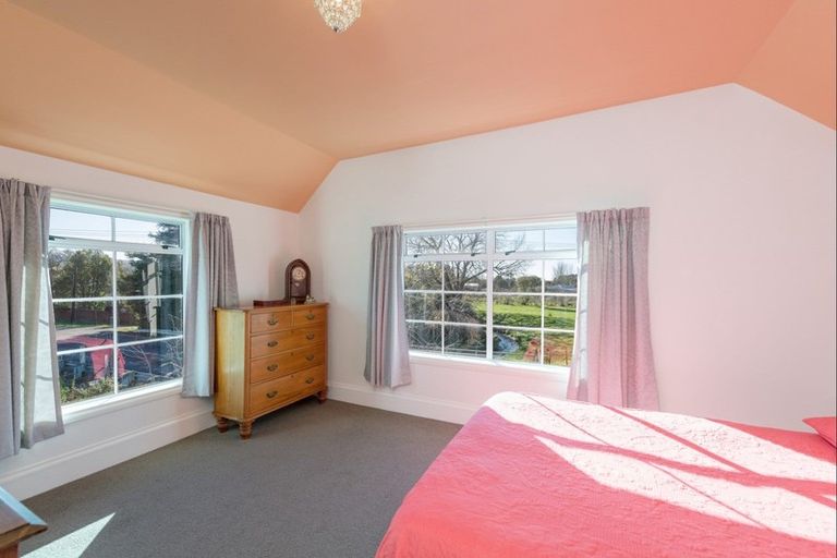 Photo of property in 2 Higgins Road, Brightwater, Wakefield, 7095