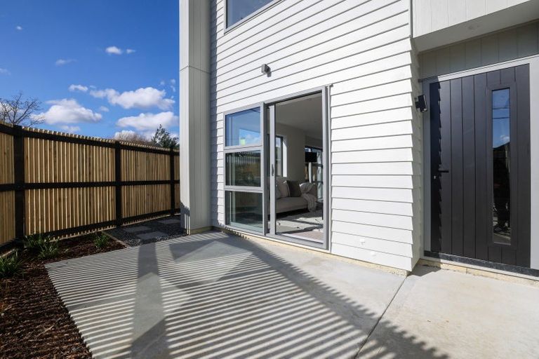 Photo of property in 105 Main Road, Wainuiomata, Lower Hutt, 5014