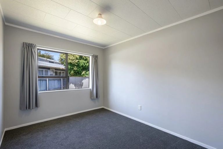 Photo of property in 96a Mako Mako Road, Levin, 5510