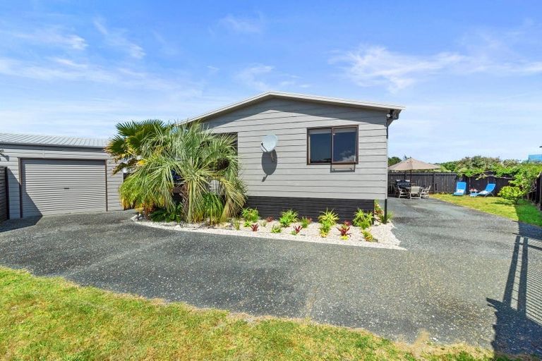 Photo of property in 2 St Anne Place, Omaha, Warkworth, 0986