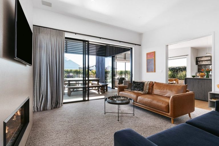 Photo of property in 22 Stingray Drive, Omokoroa, 3114