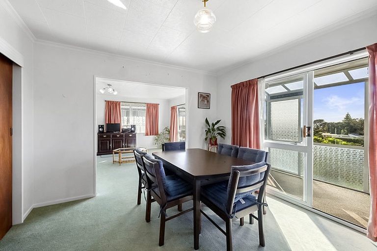 Photo of property in 1d Rossiter Crescent, Lynmouth, New Plymouth, 4310