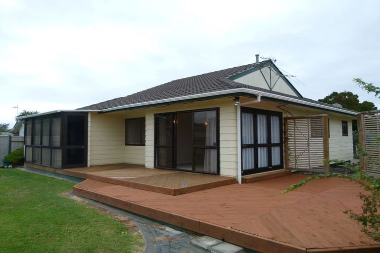 Photo of property in 63 Geraldine Crescent, Cloverlea, Palmerston North, 4412
