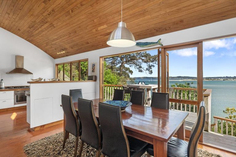 Photo of property in 417 Leigh Road, Whangateau, 0985