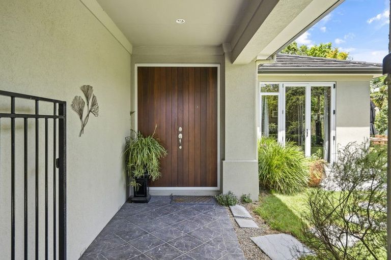 Photo of property in 61 Bowen Street, Cambridge, 3434