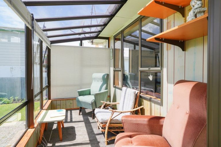 Photo of property in 52 Nichol Street, Heidelberg, Invercargill, 9812