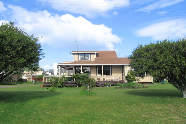 Photo of property in 200 Leighton Road, Whangamata, 3620