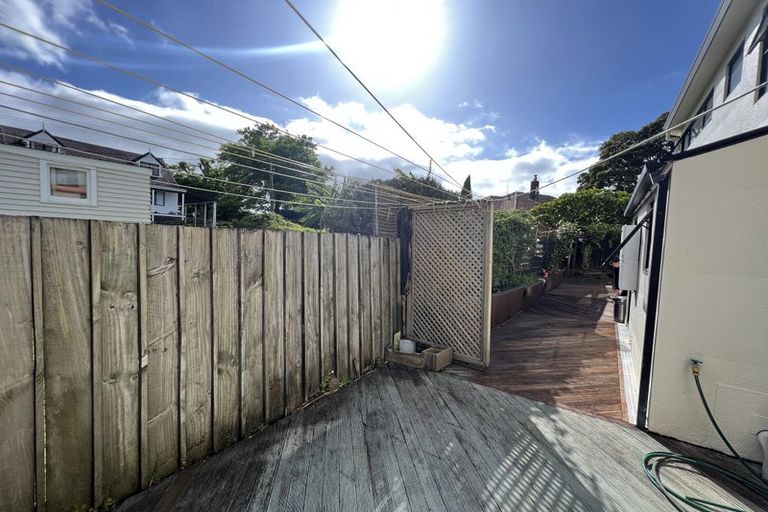Photo of property in 1/94 Jutland Road, Hauraki, Auckland, 0622