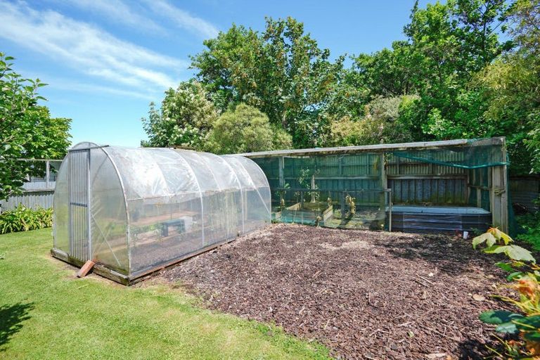 Photo of property in 52 Nichol Street, Heidelberg, Invercargill, 9812