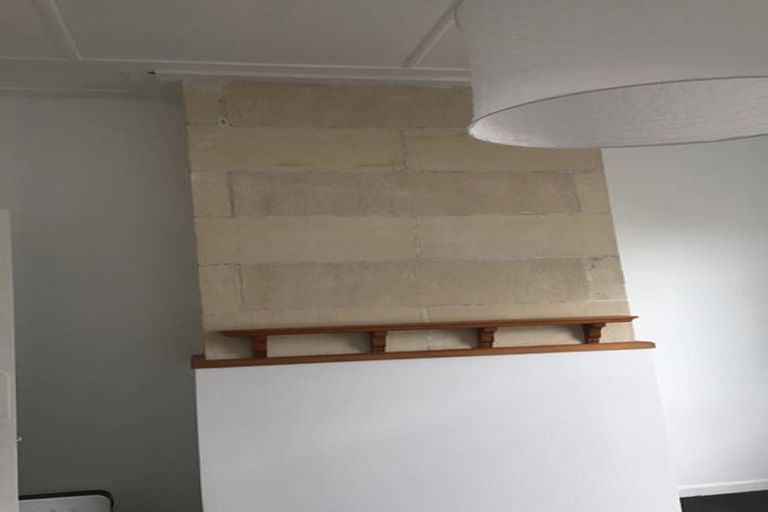 Photo of property in 21 Wharfe Street, South Hill, Oamaru, 9400