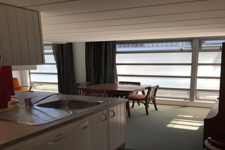 Photo of property in 14/35 Torrens Terrace, Mount Cook, Wellington, 6011