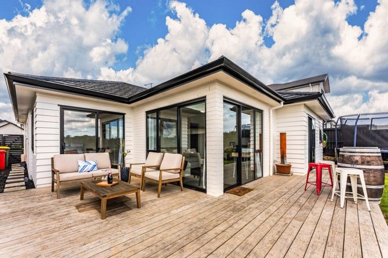 Photo of property in 18 John Fair Drive, Wainui, 0932