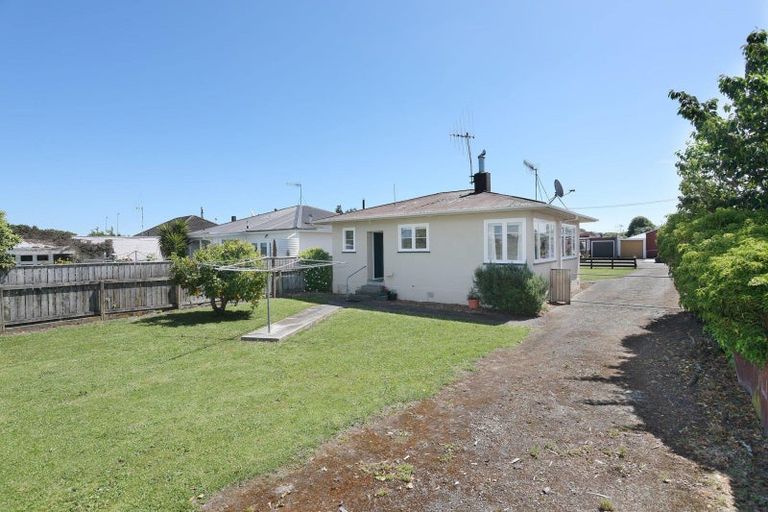 Photo of property in 11 Totara Street, Marton, 4710