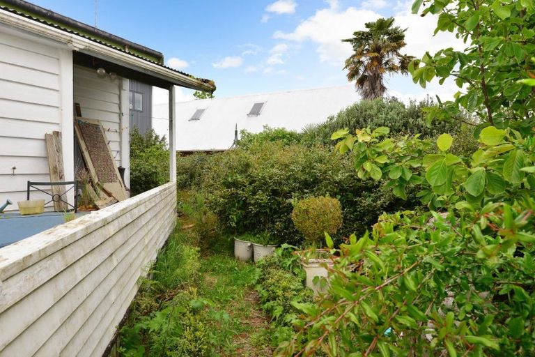 Photo of property in 6 Coates Street, Hamilton East, Hamilton, 3216