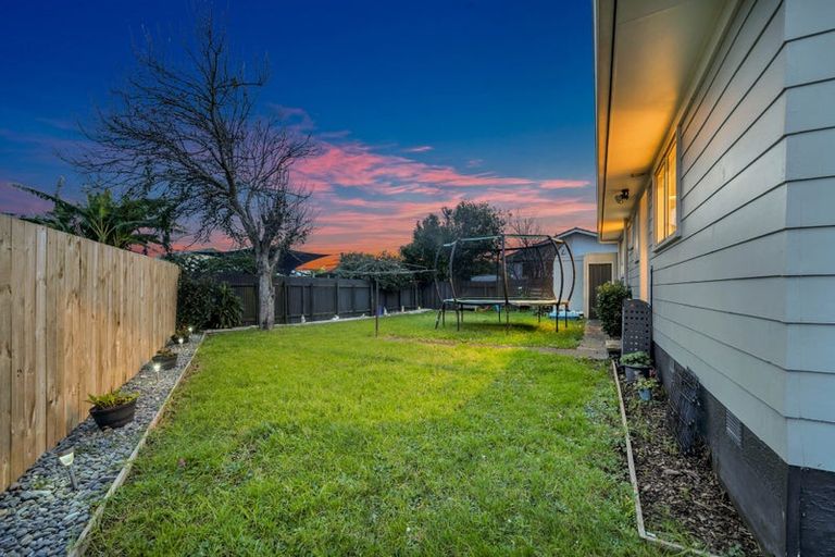 Photo of property in 1/8 Iota Place, Clover Park, Auckland, 2023