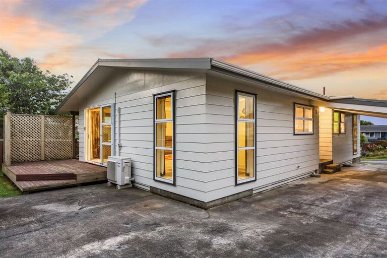 Photo of property in 62 Huanui Street, Ranui, Porirua, 5024