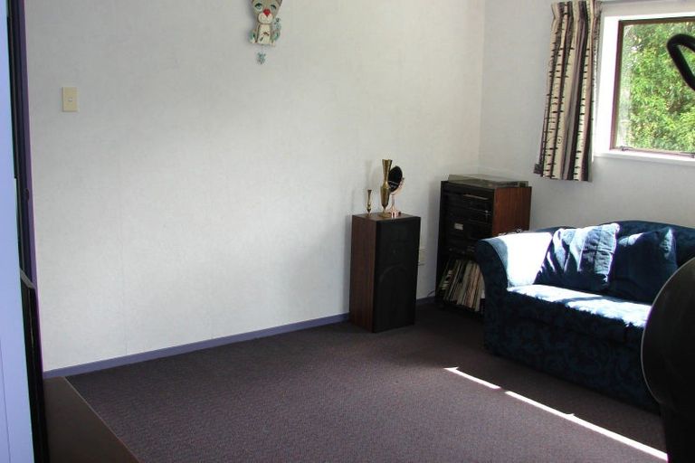 Photo of property in 242 Oreti Road, Otatara, Invercargill, 9879