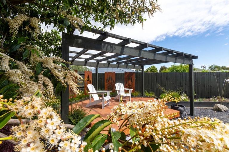 Photo of property in 8 Paget Drive, Woodend, 7610