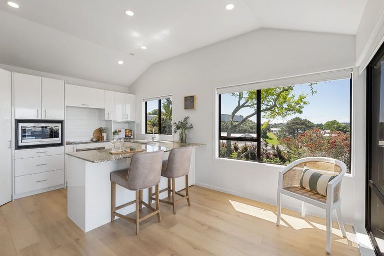 Photo of property in 19 Sunrise Avenue, Murrays Bay, Auckland, 0630