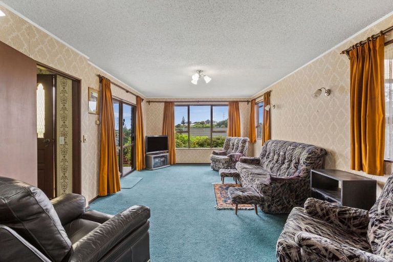 Photo of property in 17a Herekawe Drive, Spotswood, New Plymouth, 4310