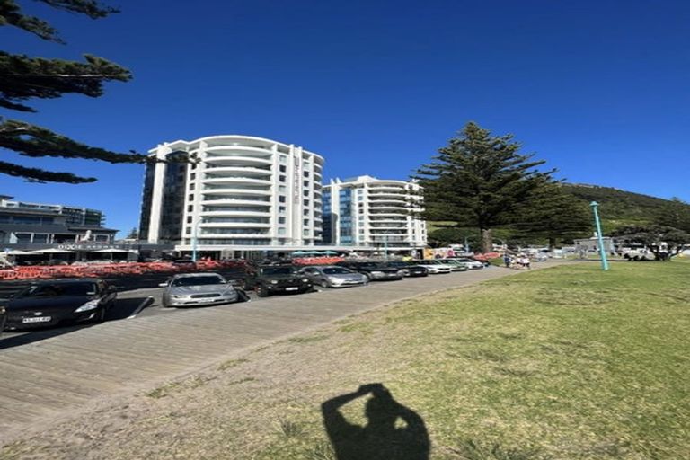 Photo of property in Oceanside Tower 1, 5/2d Marine Parade, Mount Maunganui, 3116