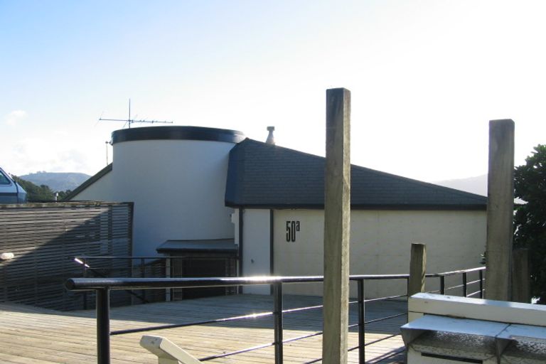 Photo of property in 50a Palliser Road, Roseneath, Wellington, 6011