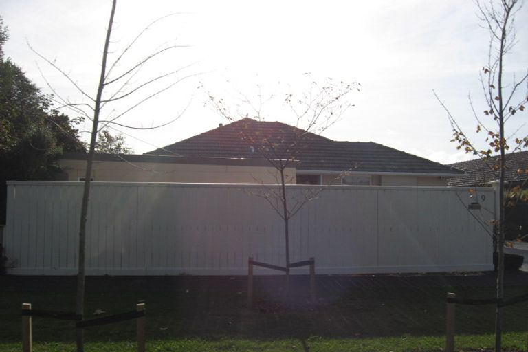 Photo of property in 9 Chilcombe Street, Ilam, Christchurch, 8041