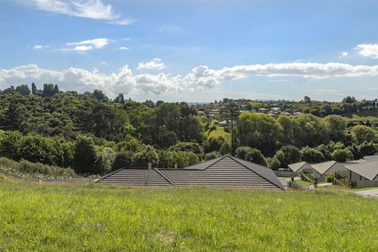 Photo of property in 6 Greenvale Place, Welcome Bay, Tauranga, 3112