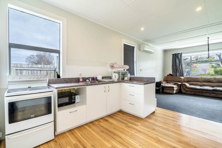 Photo of property in 98 Hokonui Drive, Gore, 9710