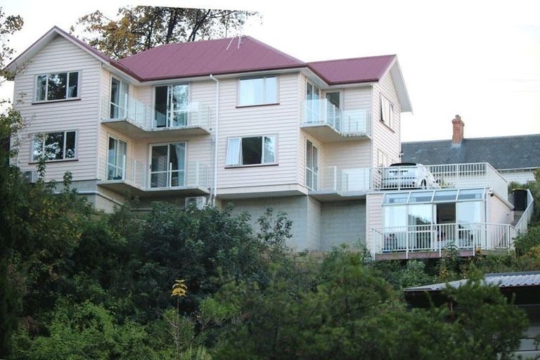 Photo of property in 20 Lachlan Avenue, North Dunedin, Dunedin, 9016