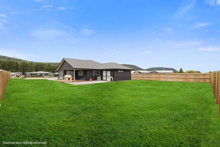 Photo of property in 52 Oakdale Drive, Kinloch, Taupo, 3377
