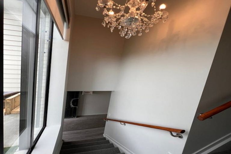 Photo of property in 17b Knox Road, Swanson, Auckland, 0612