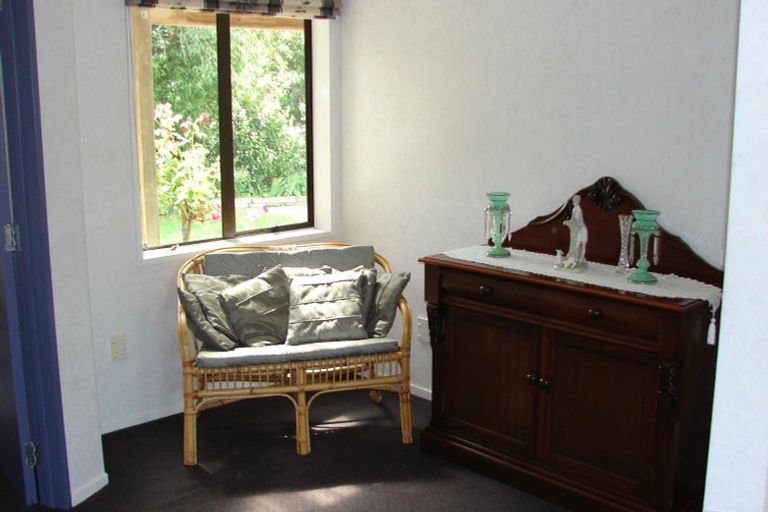 Photo of property in 242 Oreti Road, Otatara, Invercargill, 9879