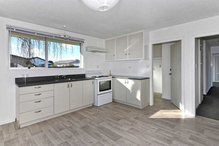 Photo of property in 1/43 Mclean Street, Linwood, Christchurch, 8062