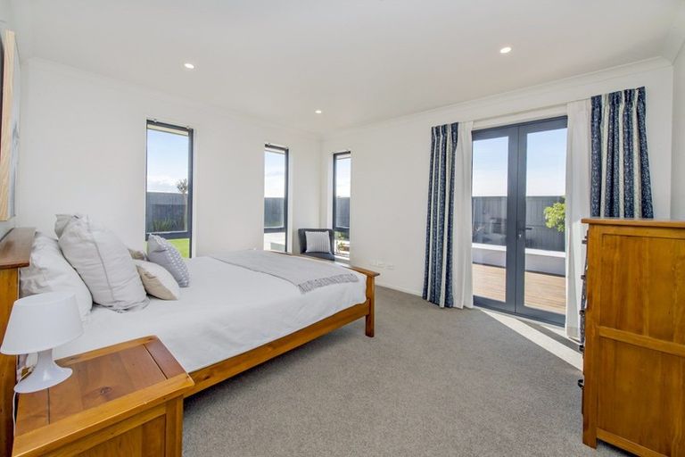 Photo of property in 39 Bradbury Avenue, Rolleston, 7614