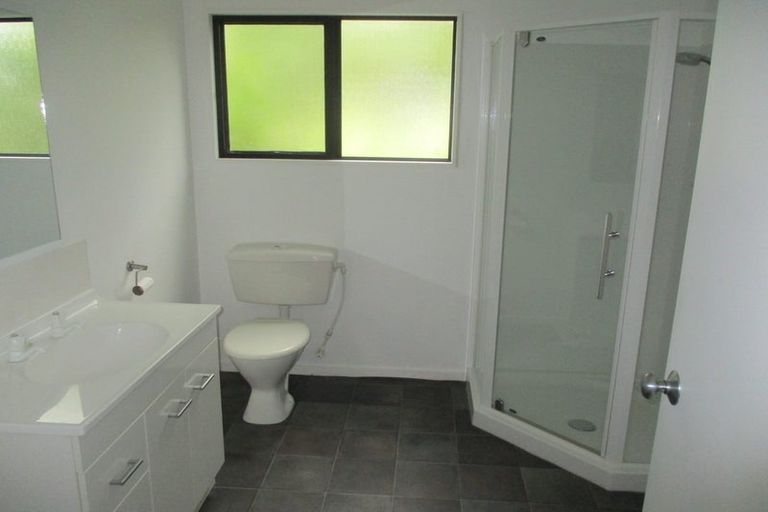 Photo of property in 370 Arapaepae Road, Levin, 5571