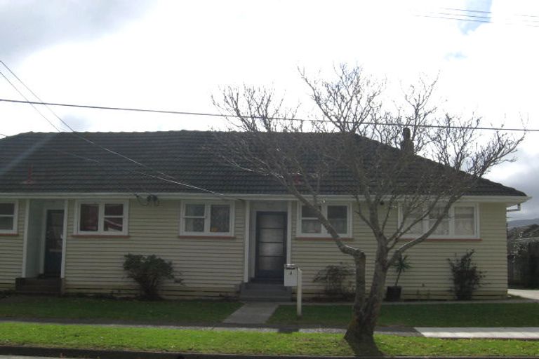 Photo of property in 4 Rintoul Grove, Stokes Valley, Lower Hutt, 5019