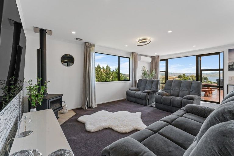 Photo of property in 17 Kingsgate Lane, Waihola, Milton, 9073