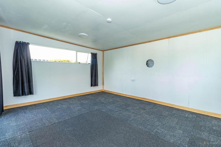 Photo of property in 14 Waimate Highway, Saint Andrews, 7988