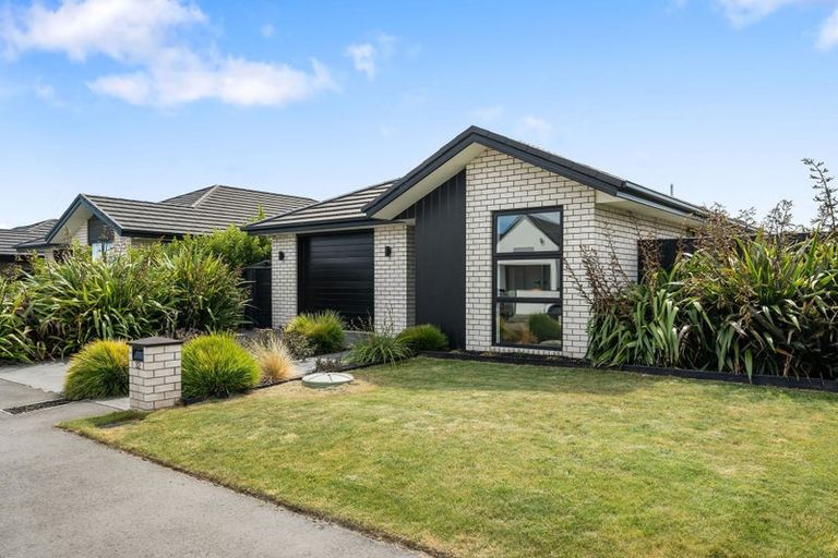 Photo of property in 32 Conailus Street, Halswell, Christchurch, 8025