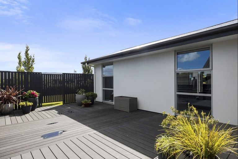 Photo of property in 23 Thornly Park Avenue, Mosgiel, 9024
