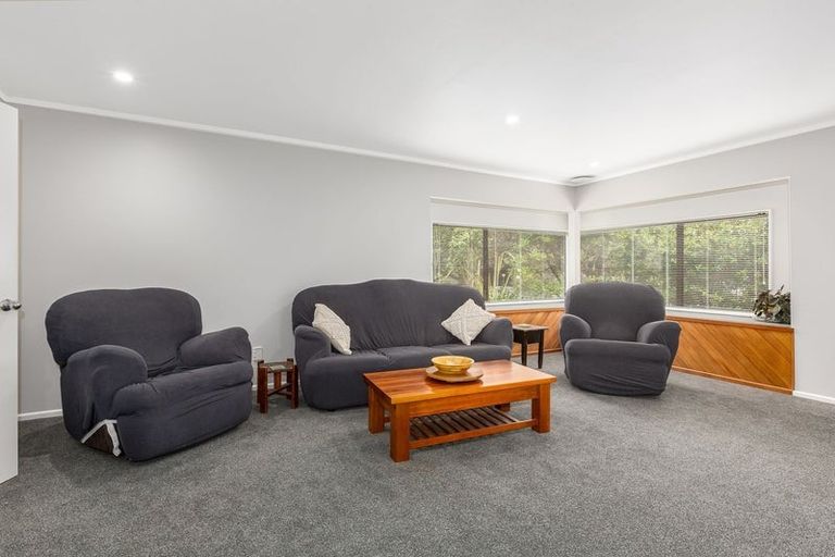 Photo of property in 31 Shackle Lane, Whitby, Porirua, 5024