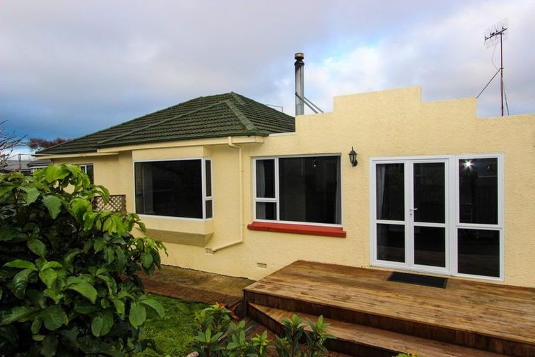 Photo of property in 96 Exmouth Street, Waverley, Invercargill, 9810