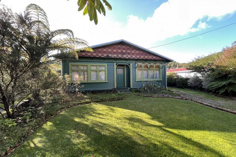 Photo of property in 39 River Road, Hector, 7822