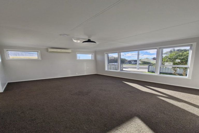 Photo of property in 3 Kings Drive, Levin, 5510