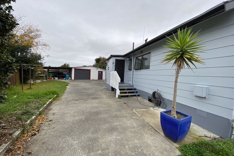 Photo of property in 3 Keryn Place, Opaheke, Papakura, 2113