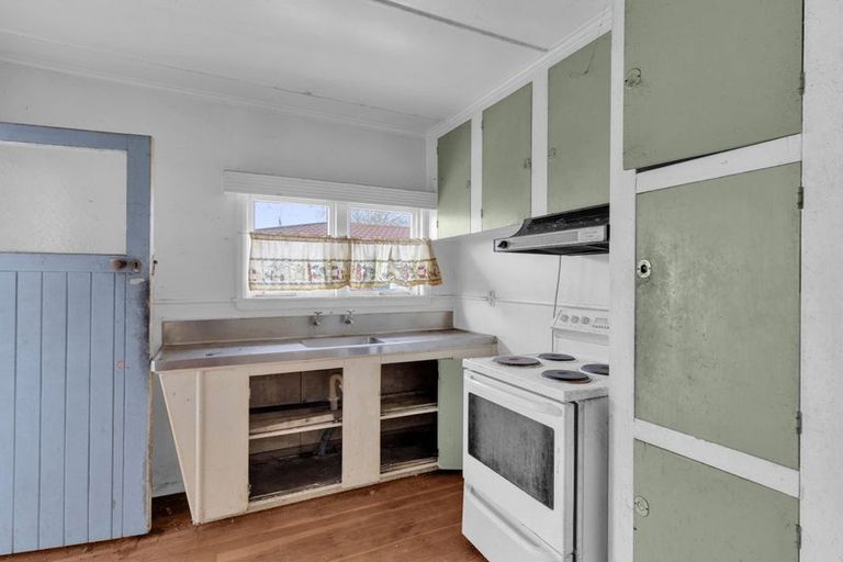 Photo of property in 15 Fifth Avenue, Enderley, Hamilton, 3214