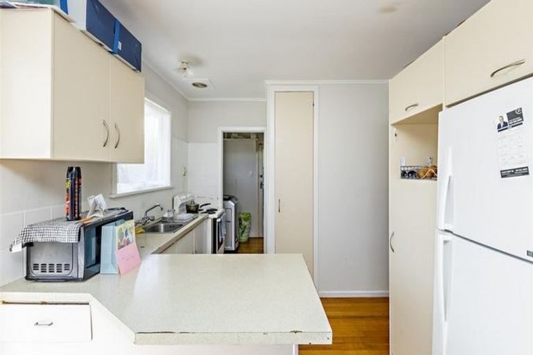 Photo of property in 51 Beaumonts Way, Manurewa, Auckland, 2102